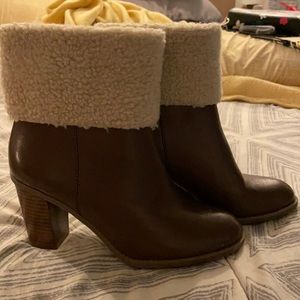 Nickels fur rimmed heeled booties